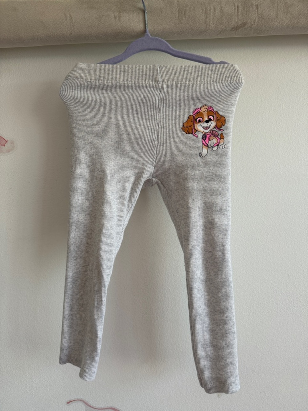 Zara Gray Leggings with Pink Puppy Patch
